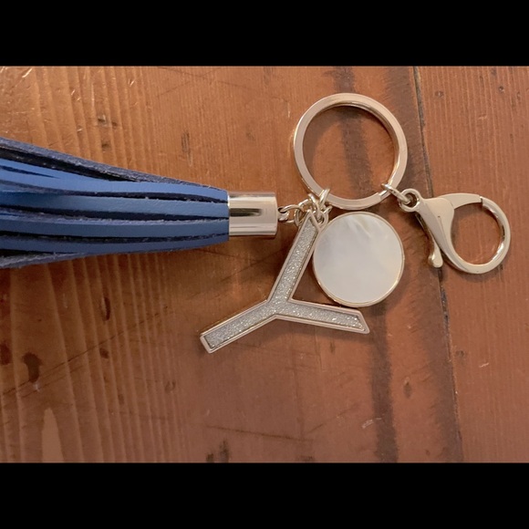 H. E. Y. Initials Keychains with leather tassels. - Picture 4 of 4